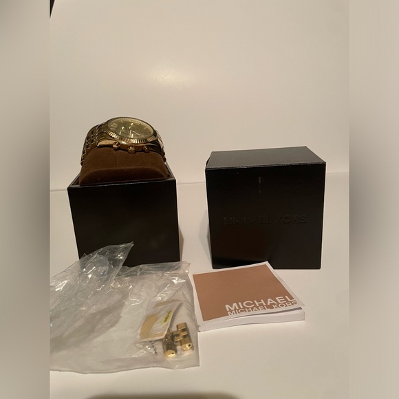 Michael Kors Gold Tone Runway Chronograph Watch - Picture 2 of 4